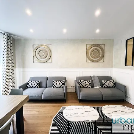 23 - Charming Parisian Flat In Appartamento Parigi