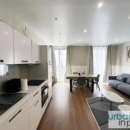 Appartamento 23 - Charming Parisian Flat In